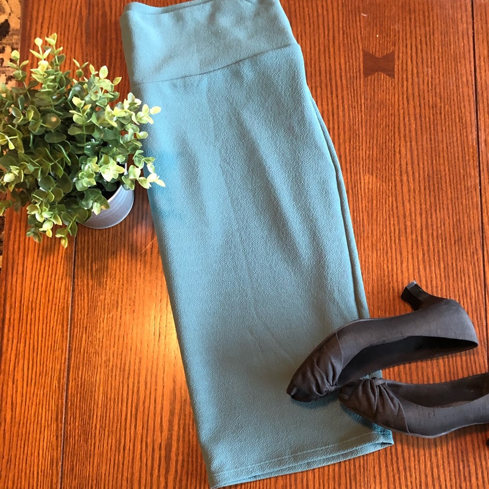 Lularoe XL Cassie skirt